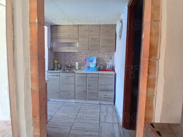 Eladó ház Bakonyszentlászló 52 nm