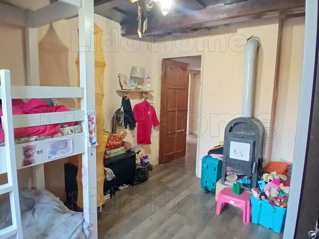 Eladó ház Bakonyszentlászló 52 nm