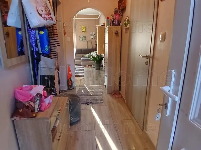 Eladó ház Dudar 238 nm