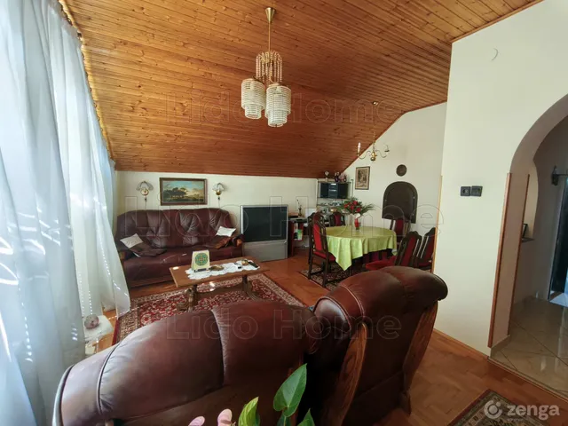 Eladó ház Győr, Ménfőcsanak 190 nm
