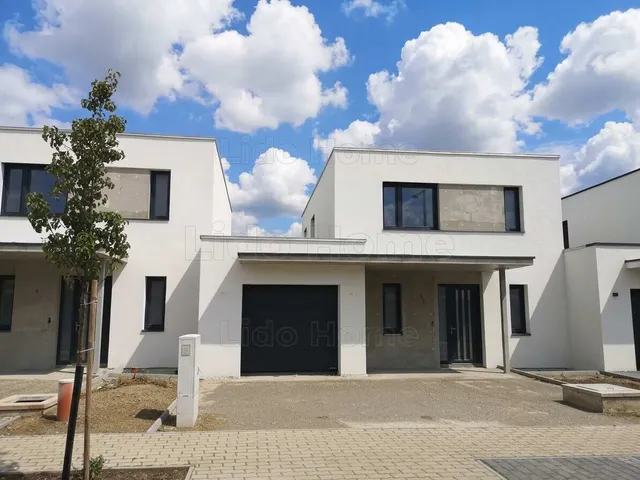 Eladó ház Győr, Likócs 145 nm