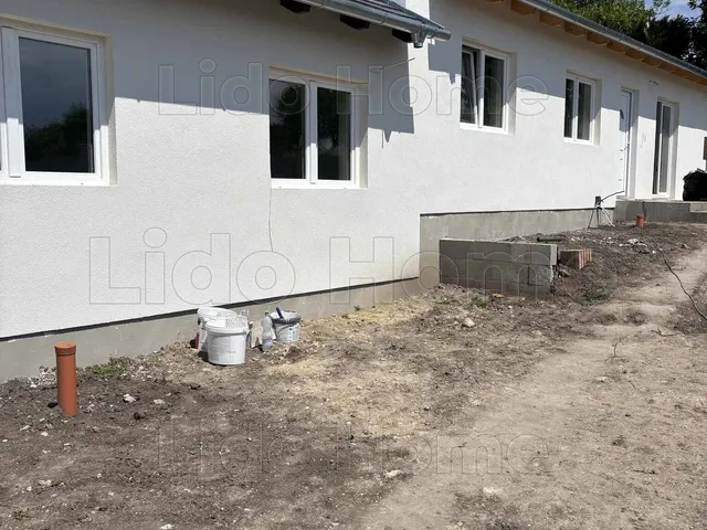 Eladó ház Pákozd 81 nm