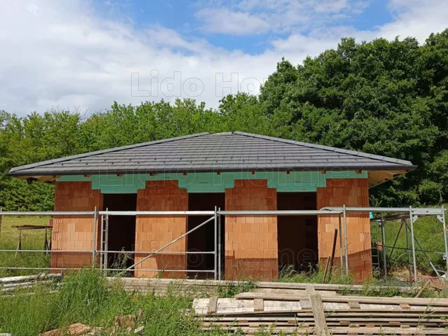 Eladó ház Környe 110 nm