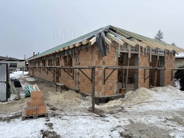 Eladó ház Pákozd 75 nm