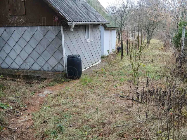 Eladó mezőgazdasági ingatlan Tatabánya, Turuloldal 27 nm
