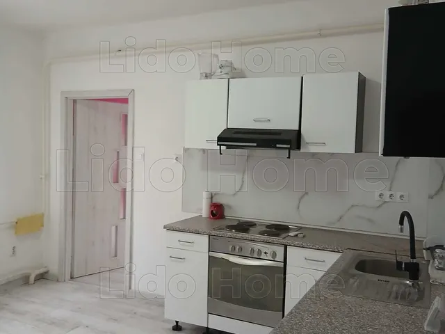 Eladó ház Oroszlány, Borbálatelep 75 nm