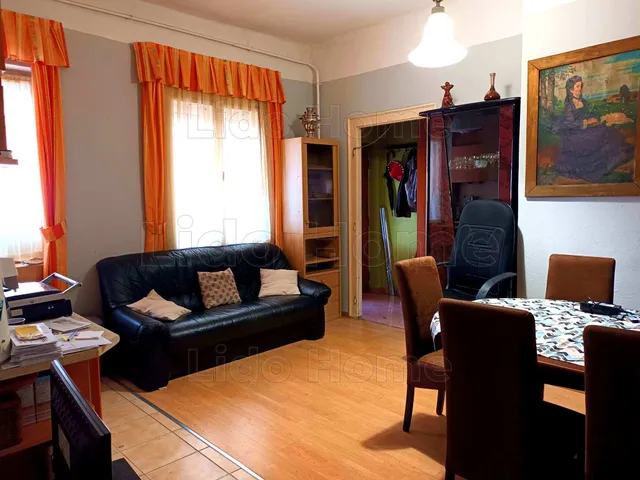 Eladó ház Tata, Óváros 360 nm