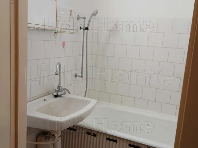 Eladó lakás Tatabánya, Újváros 53 nm