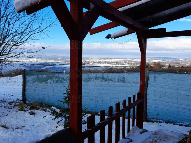 Eladó mezőgazdasági ingatlan Bicske 1490 nm