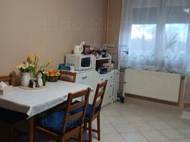 Eladó lakás Tatabánya, Bánhidai lakótelep 49 nm