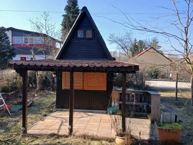 Eladó üdülő és hétvégi ház Tatabánya 13 nm