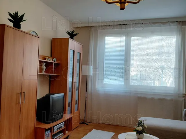 Eladó lakás Tatabánya, Újváros 36 nm