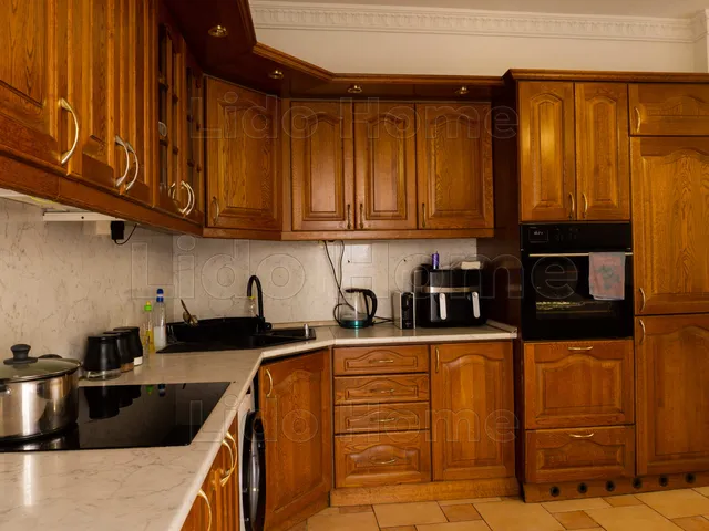 Eladó ház Kecskéd 300 nm