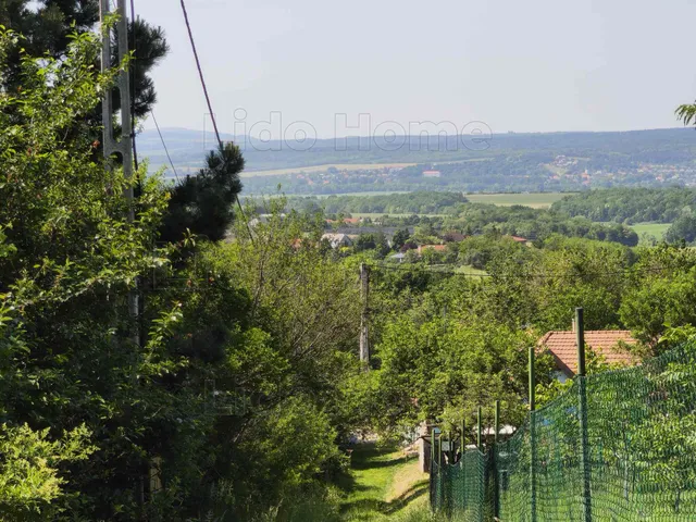 Eladó mezőgazdasági ingatlan Csókakő 29 nm