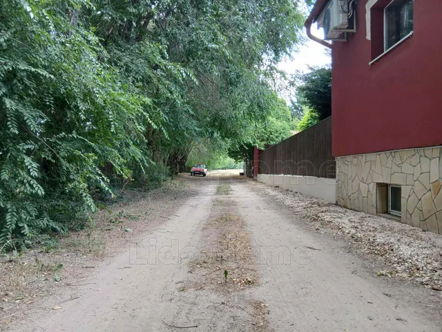 Eladó mezőgazdasági ingatlan Baj 21668 nm