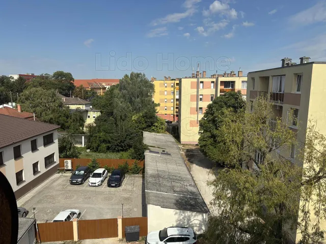 Eladó lakás Komárom 52 nm