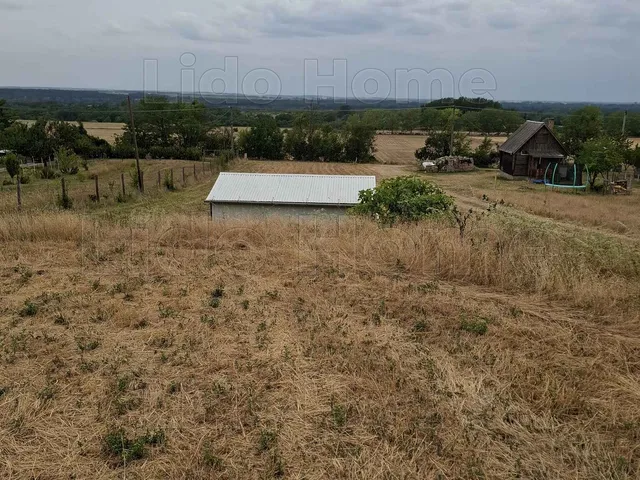 Eladó mezőgazdasági ingatlan Baj 3168 nm
