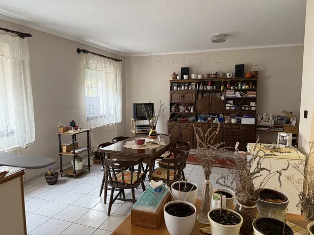 Eladó ház Mór 174 nm