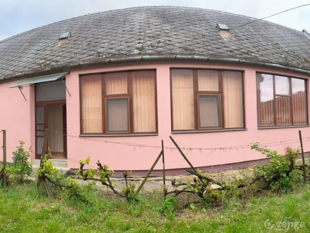 Eladó ház Dunaszekcső 130 nm