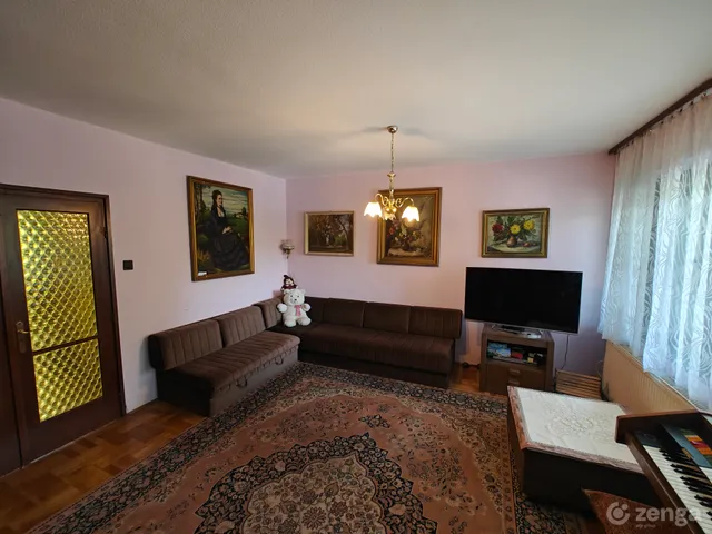 Eladó ház Budapest III. kerület, Aquincum 196 nm