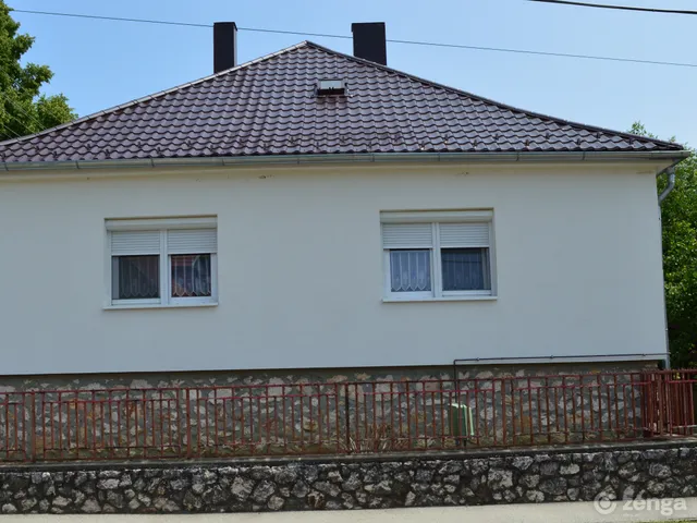 Eladó ház Bakonyszentkirály 100 nm