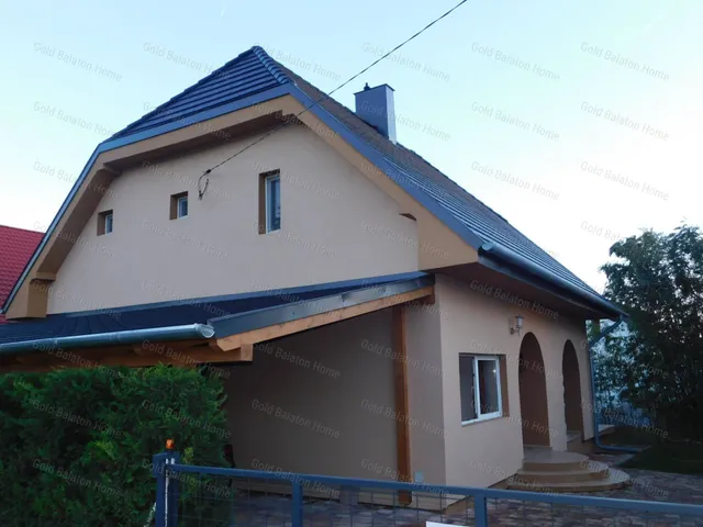 Eladó ház Vonyarcvashegy 160 nm