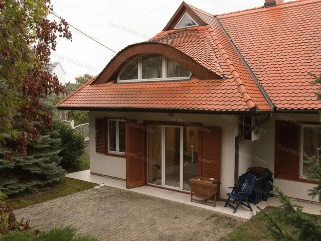 Eladó ház Vonyarcvashegy 364 nm