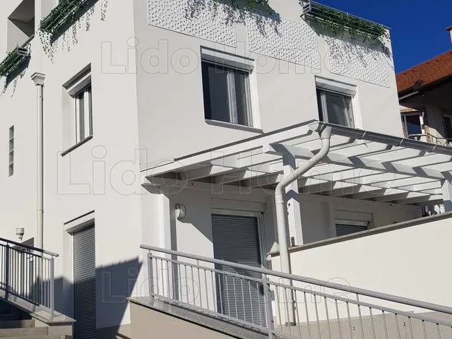 Eladó ház Hévíz 198 nm