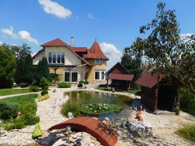 Eladó ház Felsőpáhok 320 nm