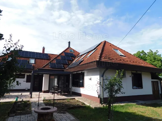 Eladó ház Hévíz 321 nm