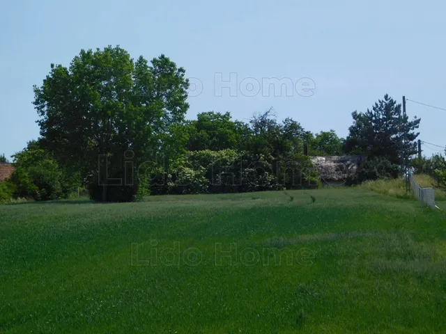 Eladó telek Cserszegtomaj 4758 nm