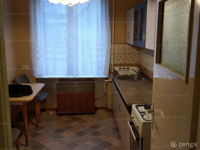 Kiadó lakás Salgótarján, Vásártér 32 nm