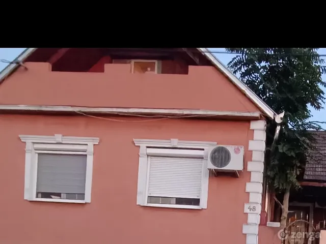 Eladó ház Dunaújváros, Óváros 140 nm