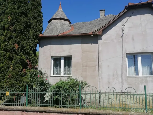 Eladó ház Ózd, Tábla 100 nm