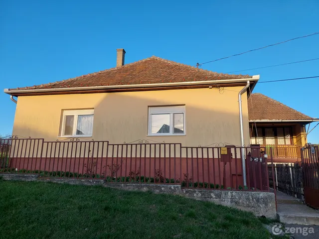 Eladó ház Ecseg 135 nm