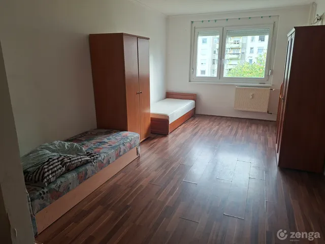 Kiadó lakás Veszprém 68 nm