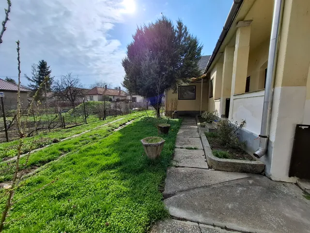 Eladó ház Encs, Abaújdevecser 72 nm