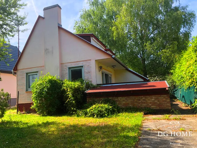 Eladó üdülő és hétvégi ház Alsóörs 140 nm