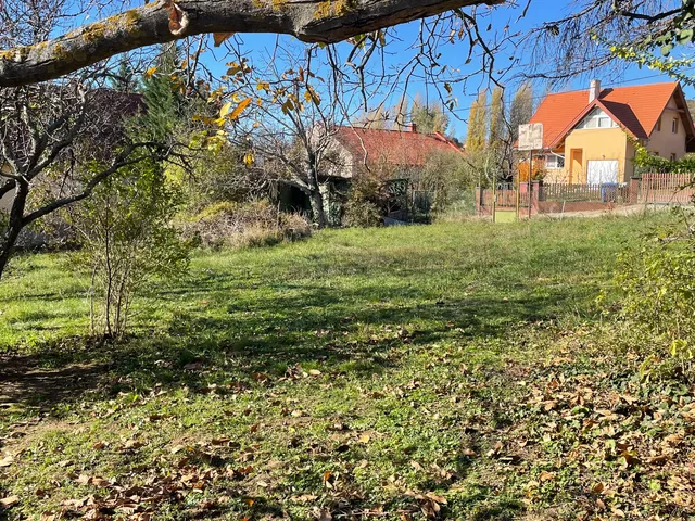 Eladó telek Alsóörs 958 nm