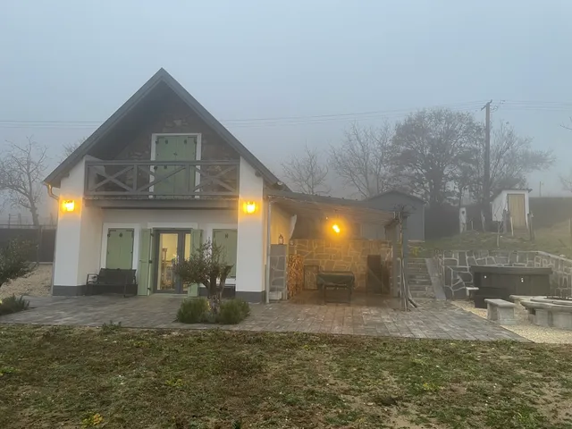 Eladó üdülő és hétvégi ház Balatonakali 75 nm