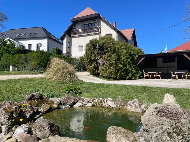 Eladó ház Balatonfüred 350 nm