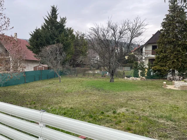 Eladó telek Csopak 706 nm