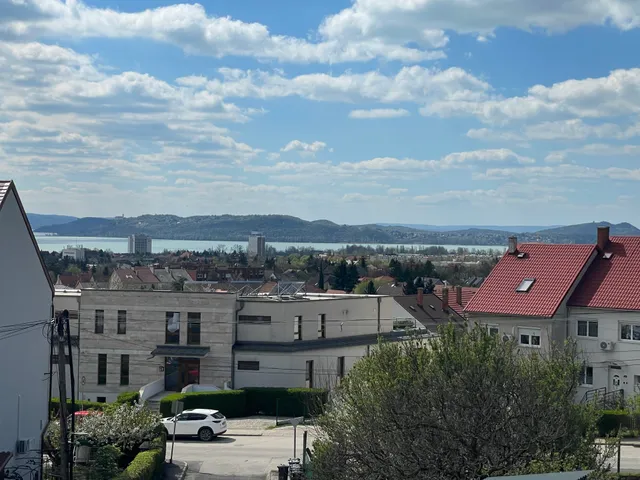 Eladó ház Balatonfüred, Tamáshegy 175 nm