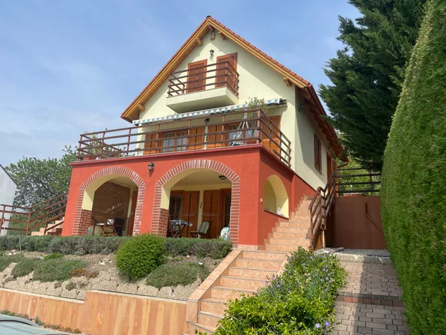 Eladó ház Alsóörs 132 nm