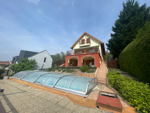 Eladó ház Alsóörs 132 nm