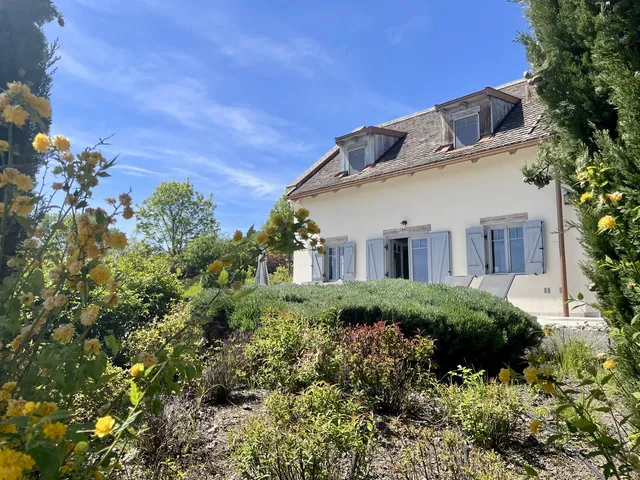 Eladó ház Paloznak 265 nm