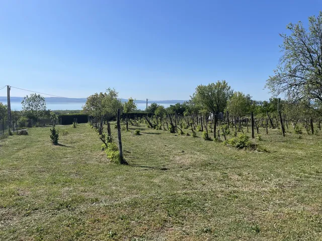 Eladó nyaraló Balatonakali 86 nm