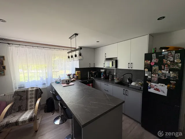 Eladó lakás Komló, Kökönyös 54 nm