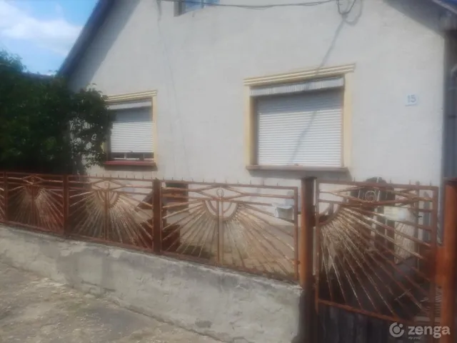 Eladó ház Parasznya 86 nm