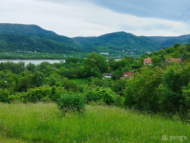 Eladó telek Nagymaros 1084 nm